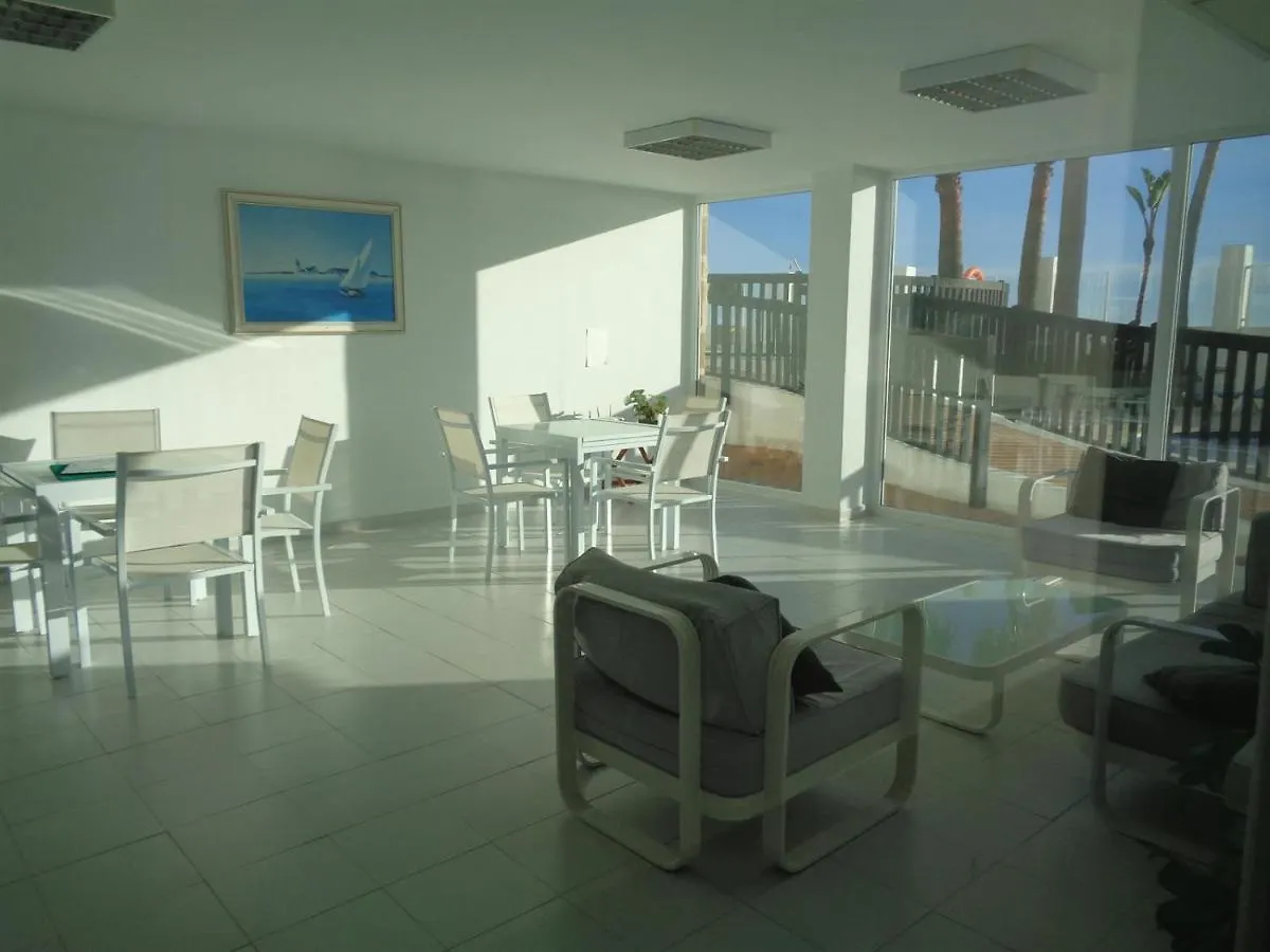 Apartment Beach Holidays In Puerta Del Mar Ref2065 Sitio de Calahonda