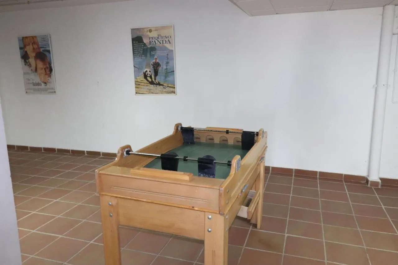 Apartment Beach Holidays In Puerta Del Mar Ref2065 Sitio de Calahonda